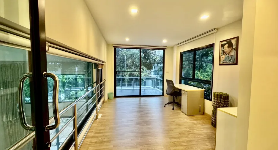 À louer 3 chambres villa à Mueang Rayong, Rayong