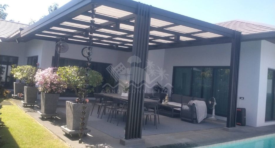 For rent 3 bedrooms house in Huay Yai, Pattaya