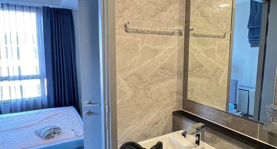 For rent 1 bed condo in Watthana, Bangkok