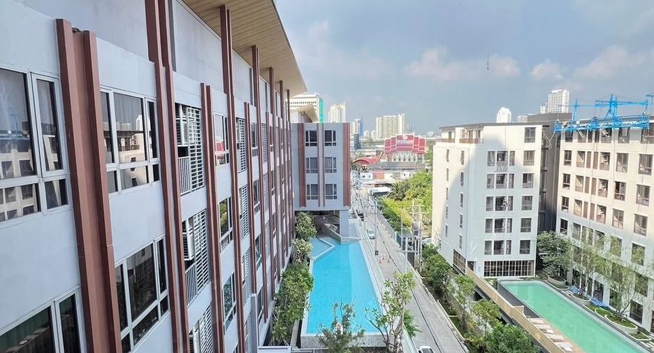 For rent 1 bed condo in Watthana, Bangkok