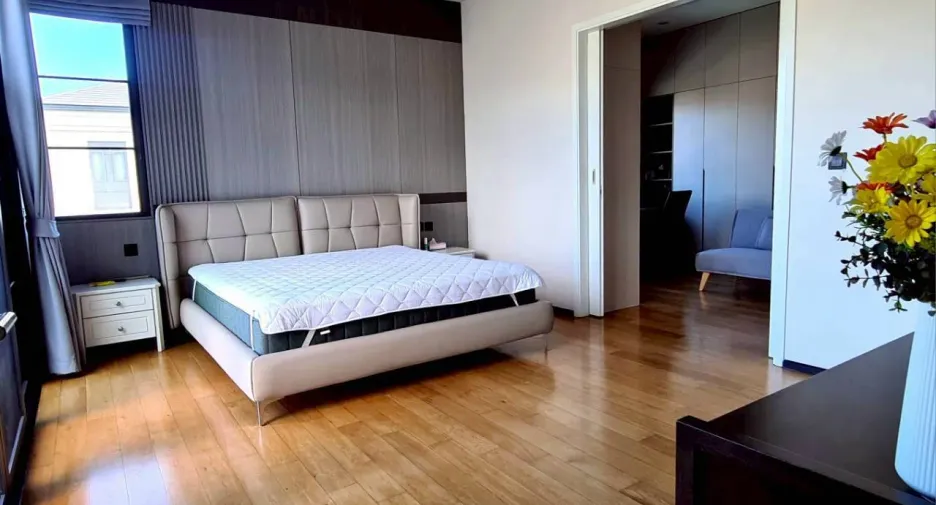 For rent 4 bedrooms villa in East Pattaya, Pattaya