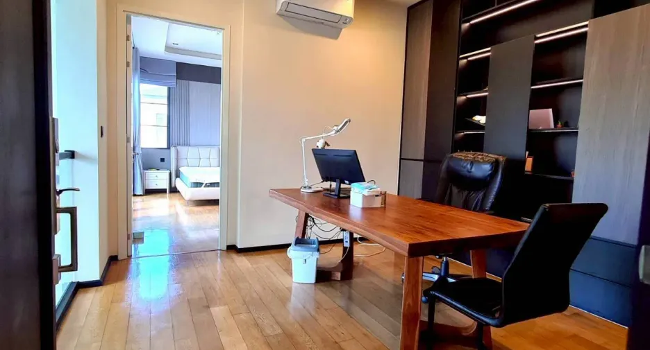 For rent 4 bedrooms villa in East Pattaya, Pattaya