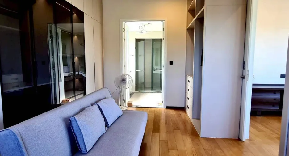 For rent 4 bedrooms villa in East Pattaya, Pattaya