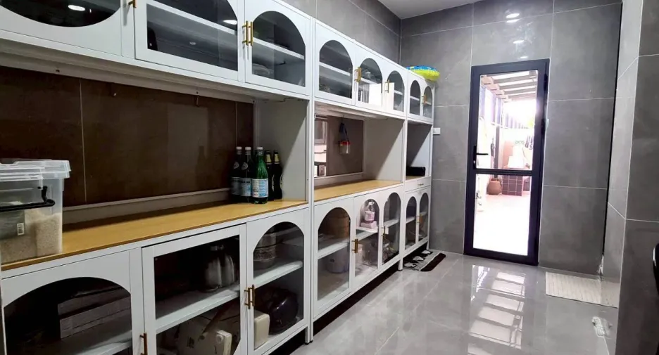 For rent 4 bedrooms villa in East Pattaya, Pattaya