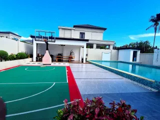 For Rent 4 Bedroom Villa In Bang Lamung, Chonburi