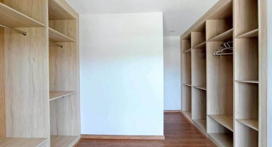 ให้เช่า 5 ห้องนอน วิลล่า ใน เมืองเชียงใหม่, เชียงใหม่