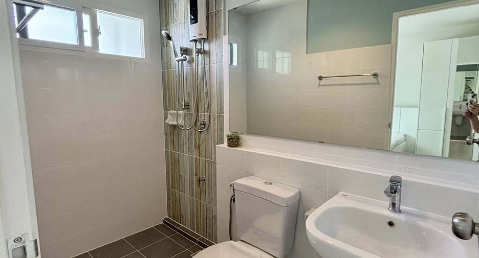 For rent 2 bedrooms townhouse in San Sai, Chiang Mai