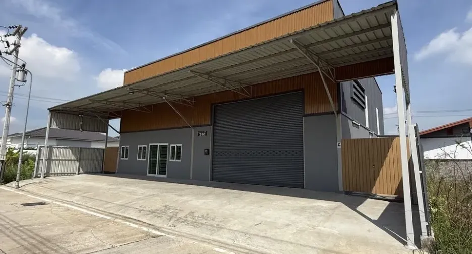 出租 和 出售 仓库 在 Khlong Luang, Pathum Thani