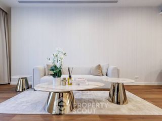 For rent and for sale 2 bedrooms condo in Pathum Wan, Bangkok