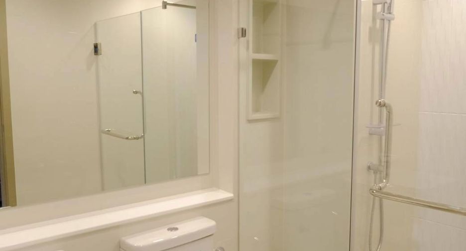 For sale 1 bed condo in Huai Khwang, Bangkok