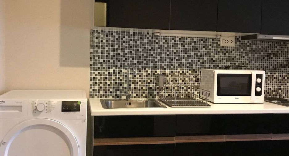 For rent 1 bed condo in Khlong Toei, Bangkok