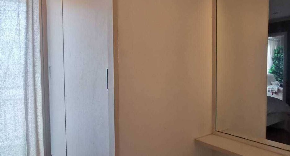 For sale 2 bedrooms condo in Khlong Toei, Bangkok