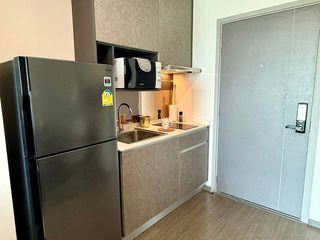 For sale 1 bed condo in Phaya Thai, Bangkok