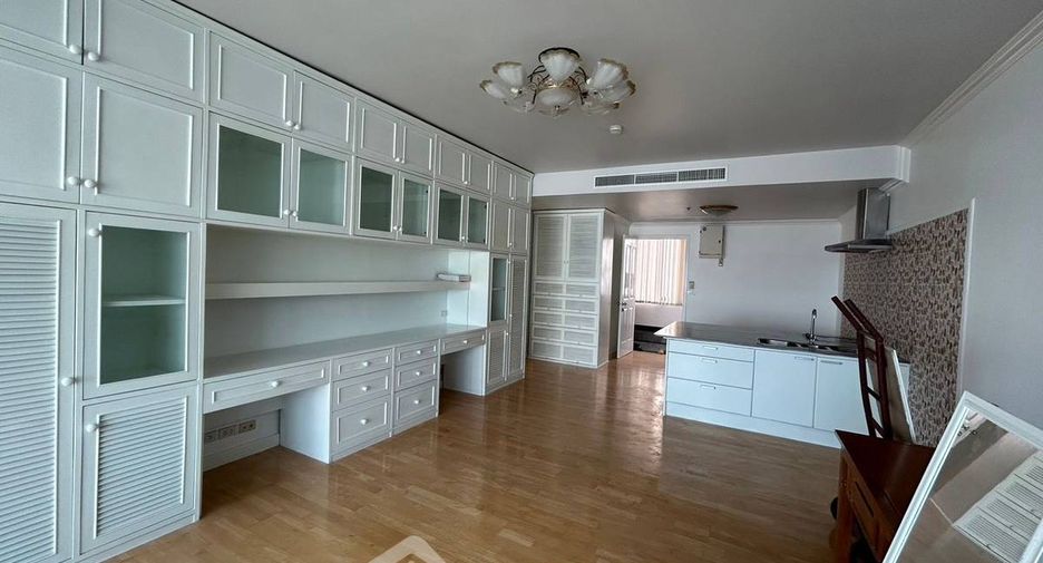 ขาย 2 ห้องนอน คอนโด ใน สาทร, กรุงเทพฯ