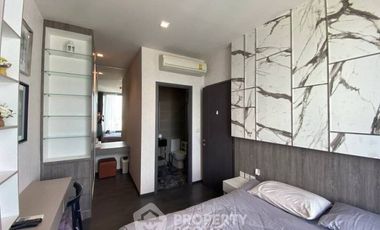 For sale 2 bedrooms condo in Khlong Toei, Bangkok