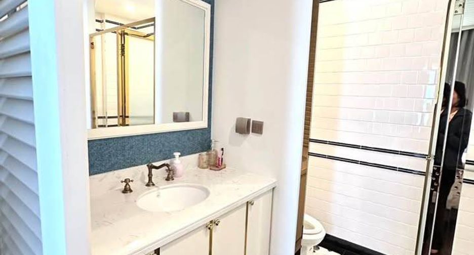 Condo en venta de 2 habitaciones en Sattahip, Chonburi