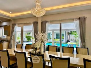 Casa en venta de 6 habitaciones en Bang Lamung, Chonburi