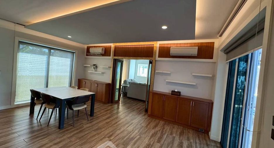 For rent and for sale 5 bedrooms house in Suan Luang, Bangkok