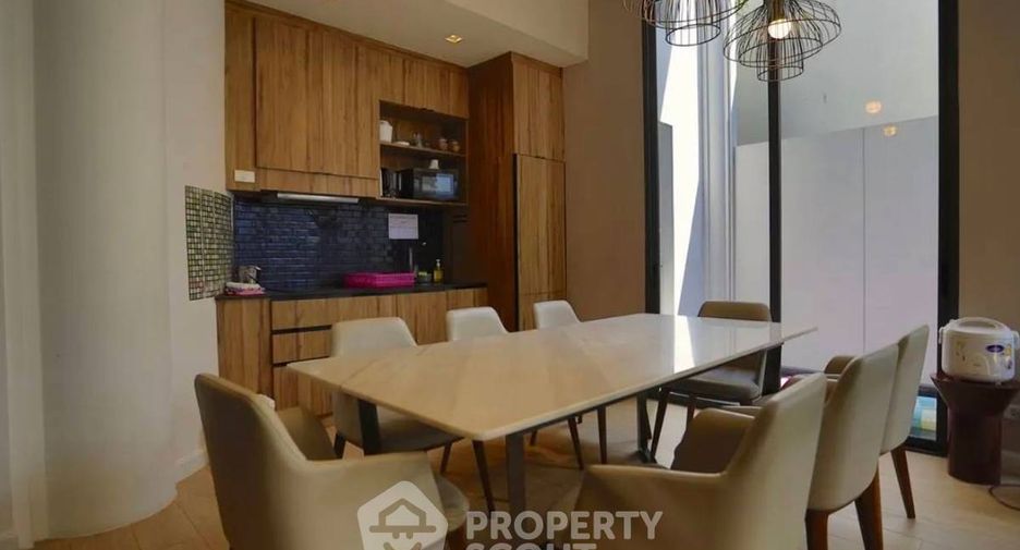 For sale 4 bedrooms villa in South Pattaya, Pattaya