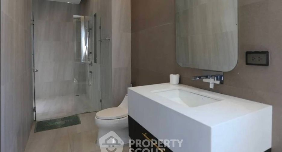 For sale 4 bedrooms villa in South Pattaya, Pattaya