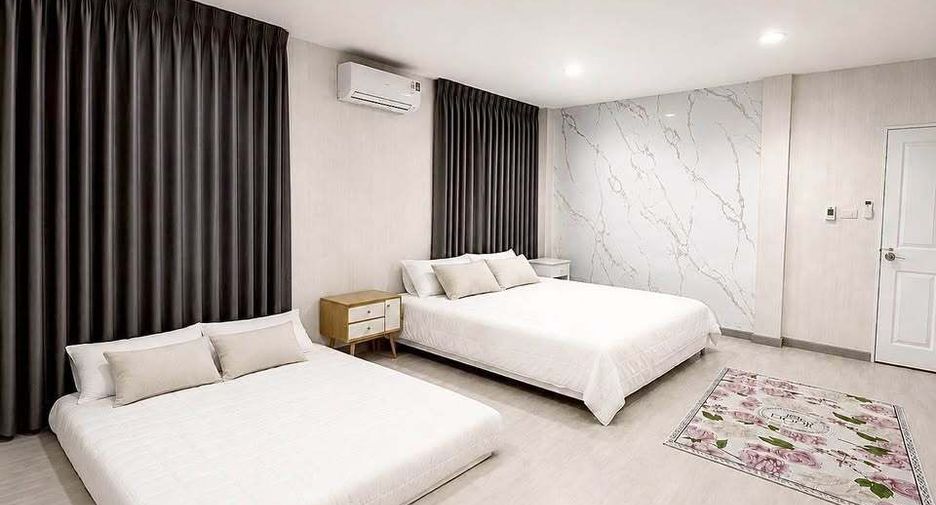 For sale 4 bedrooms villa in Bang Lamung, Chonburi