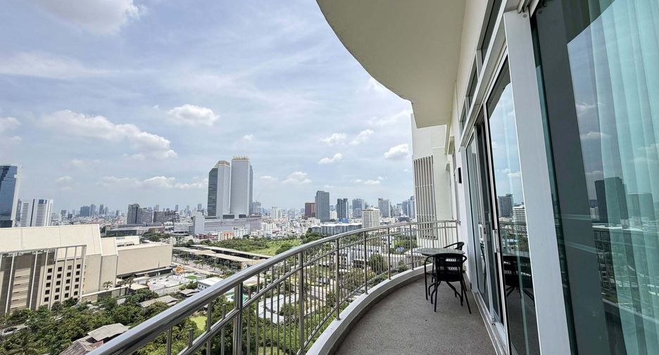 Wohnung zur Miete mit 5 Zimmer in Huai Khwang, Bangkok
