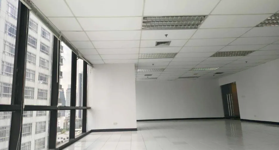 Oficina en alquiler en Watthana, Bangkok