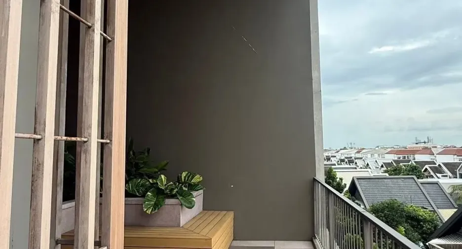 For sale 1 bed condo in Lat Phrao, Bangkok