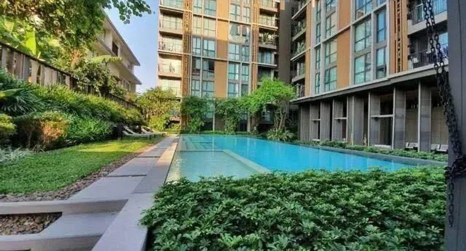 For sale 1 bed condo in Lat Phrao, Bangkok