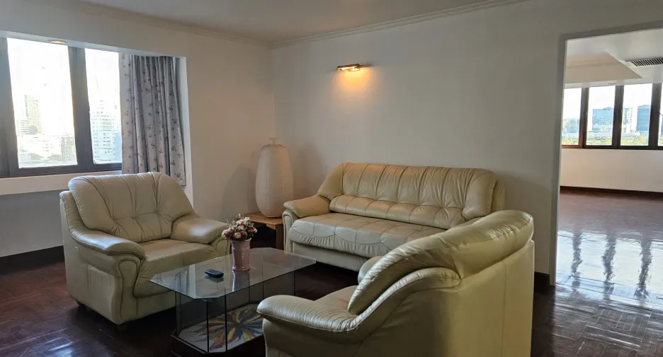 Wohnung zum Kauf mit 2 Zimmer in Khlong Toei, Bangkok