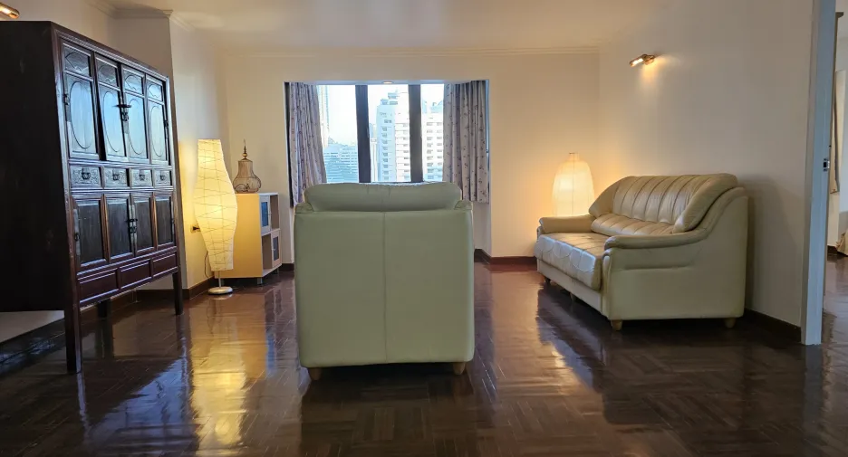 Wohnung zum Kauf mit 2 Zimmer in Khlong Toei, Bangkok