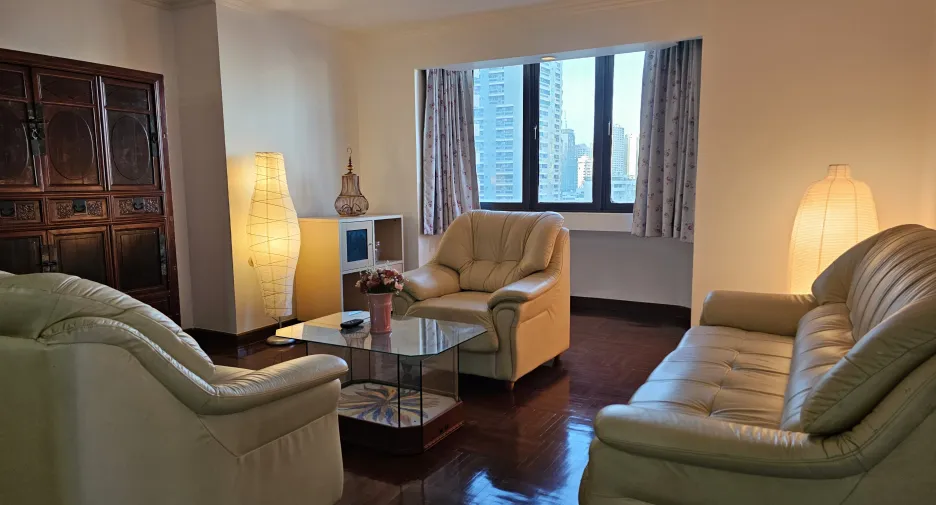 Wohnung zum Kauf mit 2 Zimmer in Khlong Toei, Bangkok