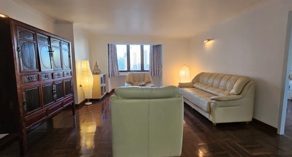 Wohnung zum Kauf mit 2 Zimmer in Khlong Toei, Bangkok