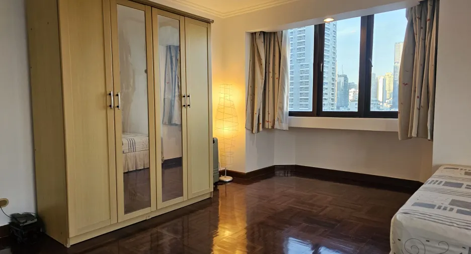 Wohnung zum Kauf mit 2 Zimmer in Khlong Toei, Bangkok