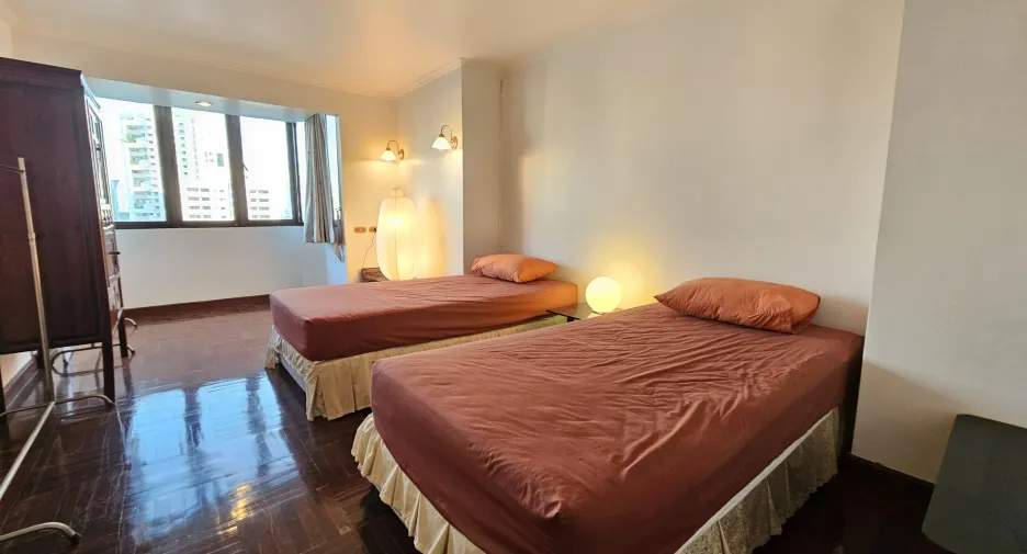Wohnung zum Kauf mit 2 Zimmer in Khlong Toei, Bangkok