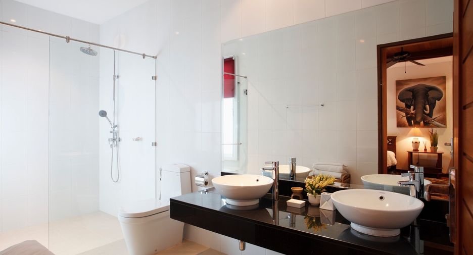 For sale 3 bedrooms condo in Kathu, Phuket