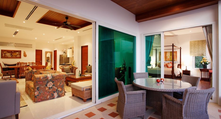 For sale 3 bedrooms condo in Kathu, Phuket