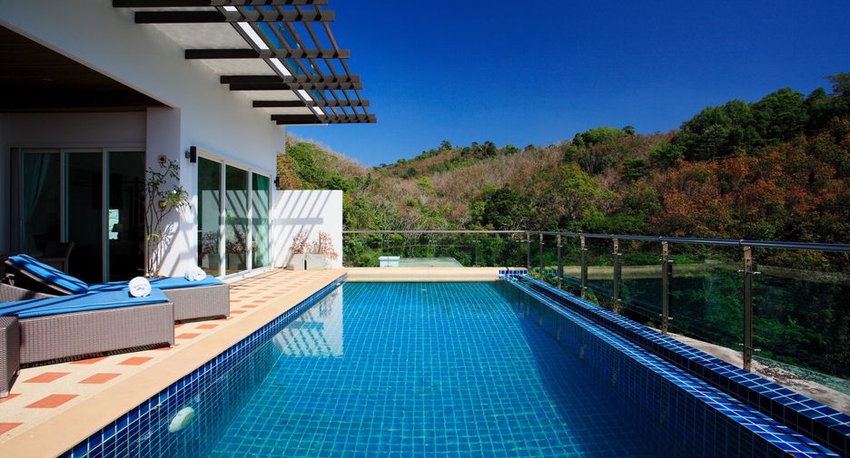 For sale 3 bedrooms condo in Kathu, Phuket