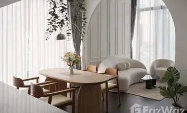 Condo en alquiler de 2 habitaciones en Khlong Toei, Bangkok