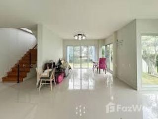 出售 4 卧室 独立屋 在 Phasi Charoen, 曼谷