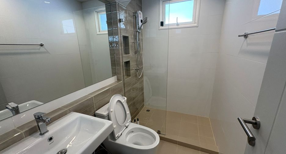 For rent 3 bedrooms house in Mueang Phuket, Phuket