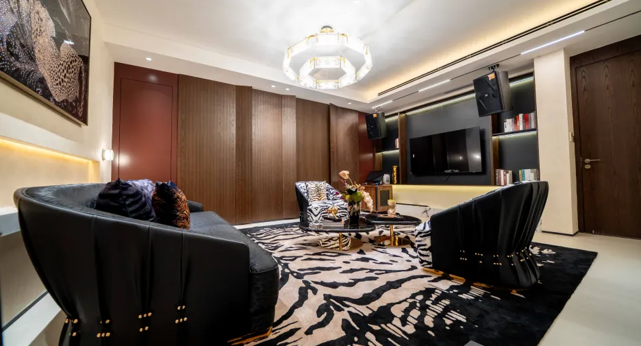 For sale 6 bedrooms villa in Huay Yai, Pattaya