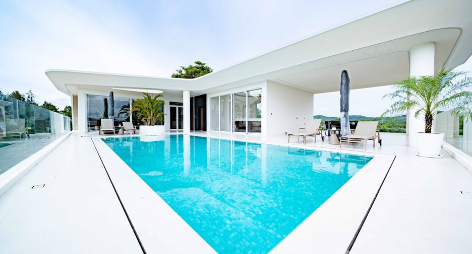 For sale 8 bedrooms villa in Huay Yai, Pattaya
