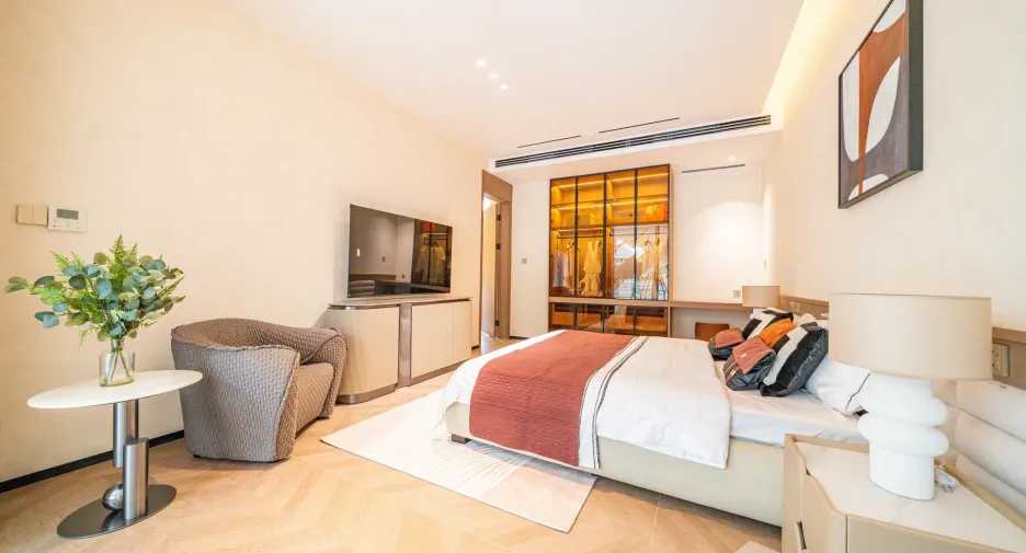 For sale 8 bedrooms villa in Huay Yai, Pattaya