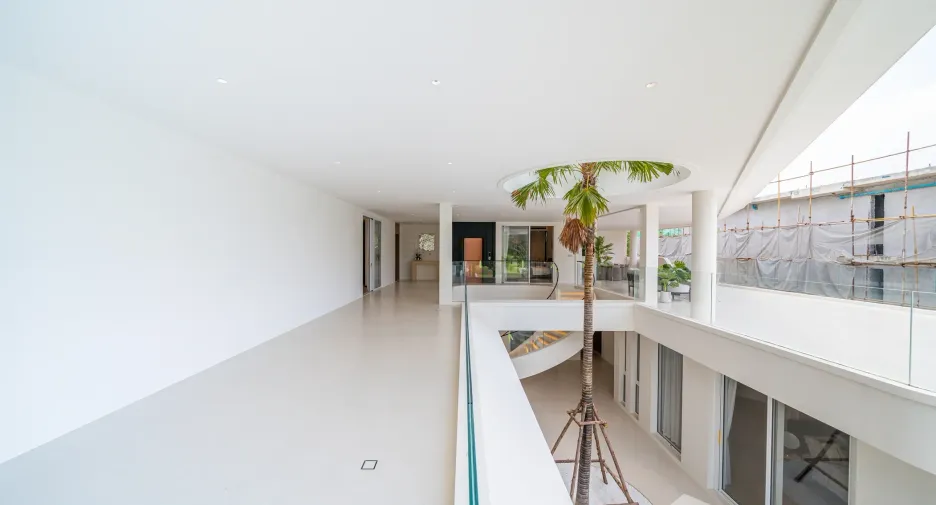For sale 8 bedrooms villa in Huay Yai, Pattaya