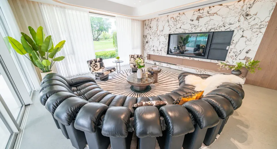 For sale 8 bedrooms villa in Huay Yai, Pattaya