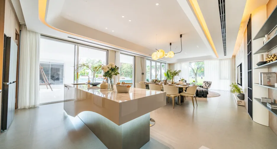 For sale 8 bedrooms villa in Huay Yai, Pattaya