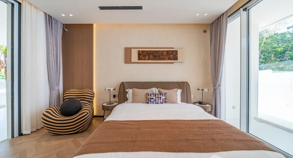 For sale 8 bedrooms villa in Huay Yai, Pattaya