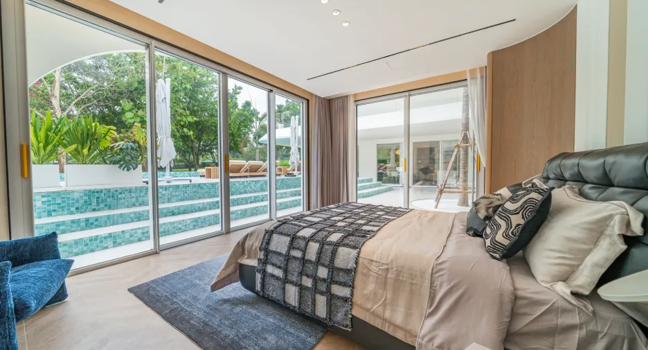 For sale 8 bedrooms villa in Huay Yai, Pattaya