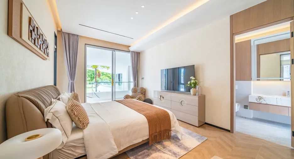 For sale 8 bedrooms villa in Huay Yai, Pattaya